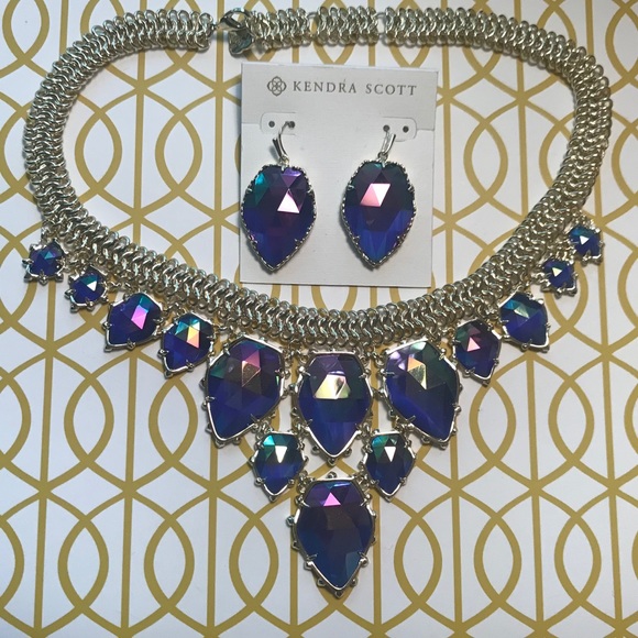 Kendra Scott Gretchen Necklace And 